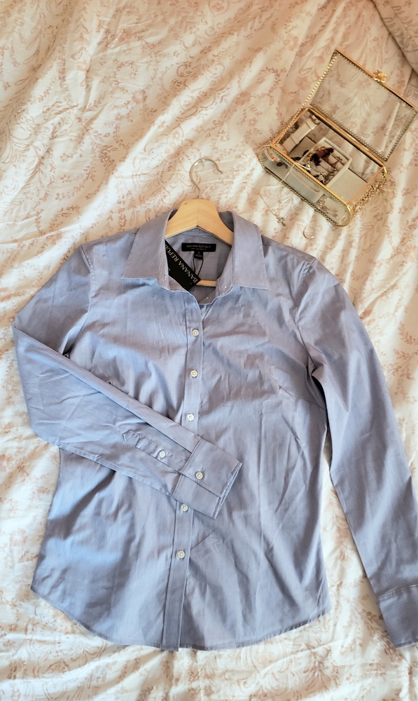 Banana Republic Button-Up